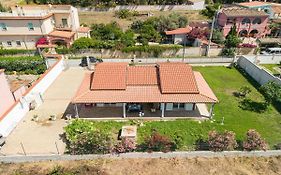 Villa Lunu